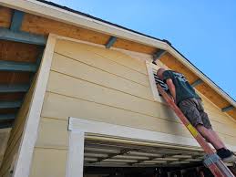 How To Choose The Right Materials for Your Siding Installation in 'Lake Orion, MI